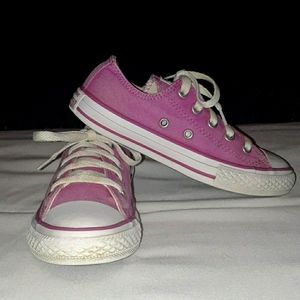Pink low top All Star youth converse Sz 13